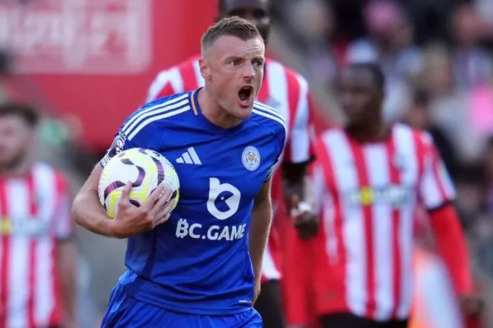 Leicester stun Southampton with a late comeback win